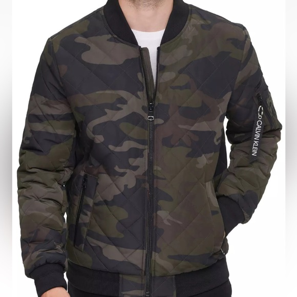 Calvin Klein NWT Men's Camouflage Quilted Bomber Jacket- Olive Camo - Picture 1 of 11